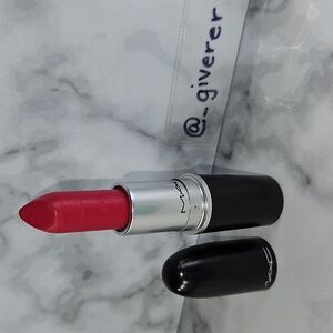 ALL FIRED UP NWOB Retro Matte Lipstick MAC